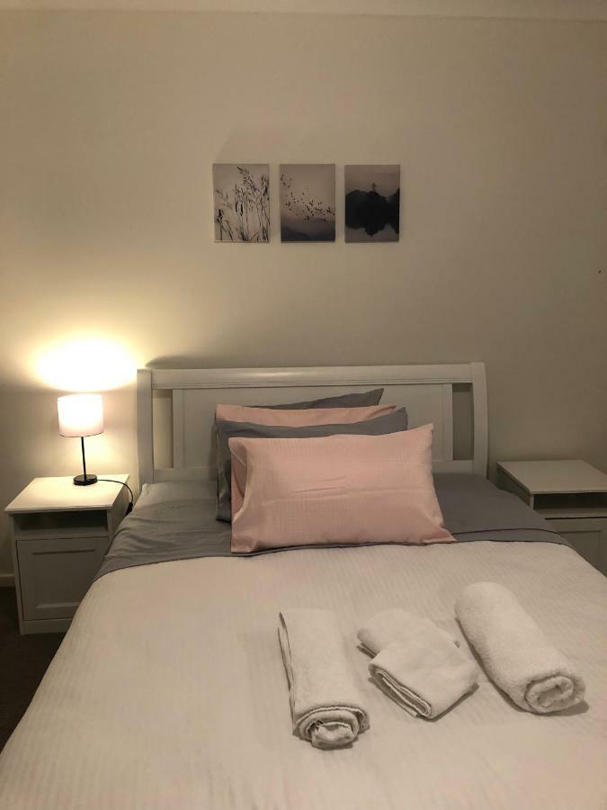 Apple House Tarneit North Apartment Bagian luar foto