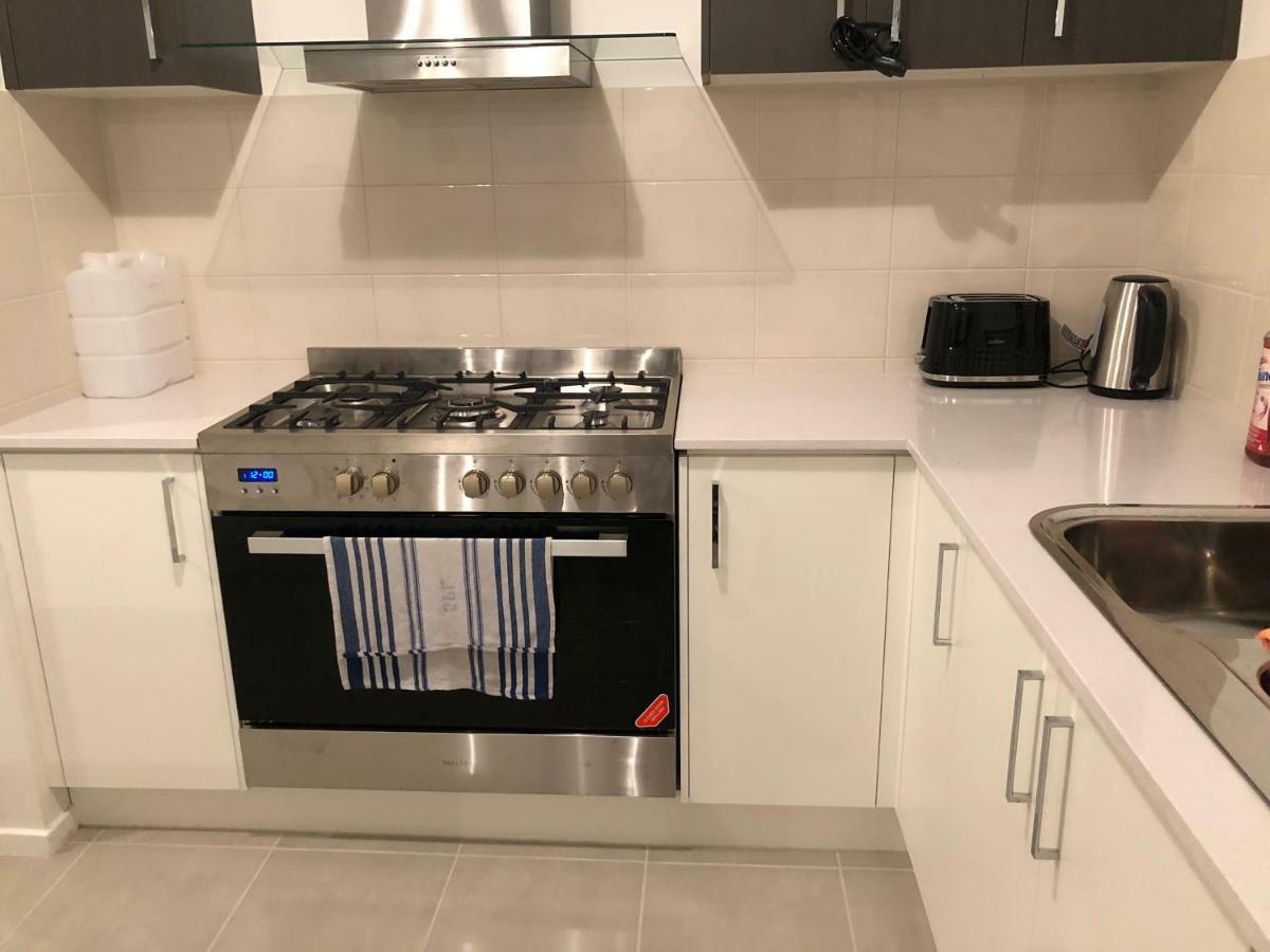 Apple House Tarneit North Apartment Bagian luar foto