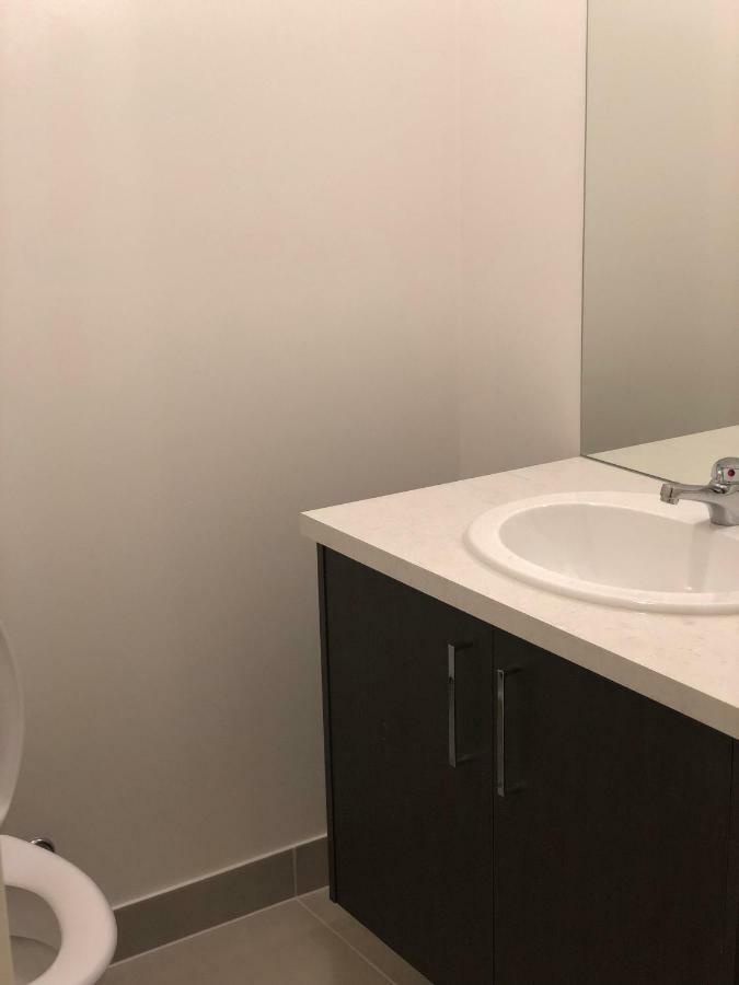 Apple House Tarneit North Apartment Bagian luar foto